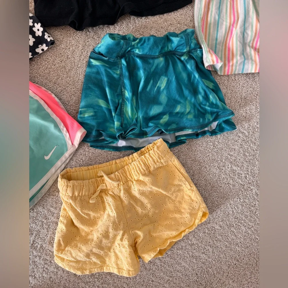 Cat & Jack, Old Navy, Nike Kids Multicolor Shorts/Skort Bundle - Picture 6 of 7